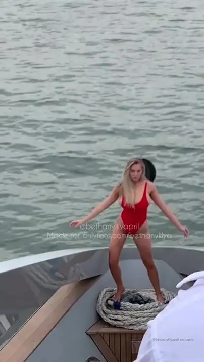 Bethanylilya - bethanylilya fun little bts video of shooting on a boat in thailand