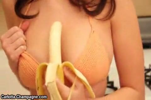 Carlotta Champagne banana