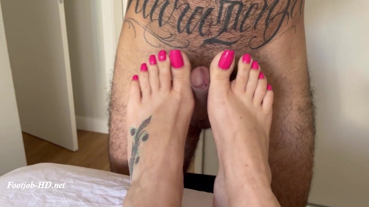 Goddess Grazi Jhonn purple nail footjob