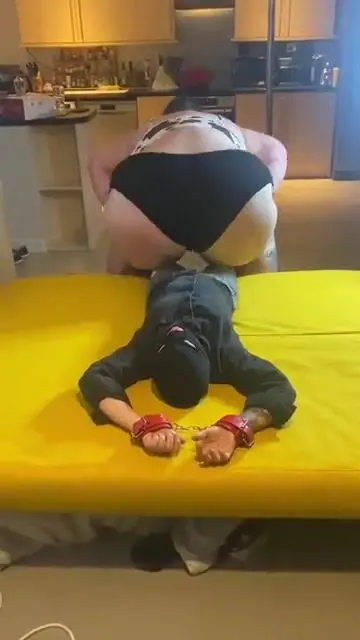 Bbw squashing guy