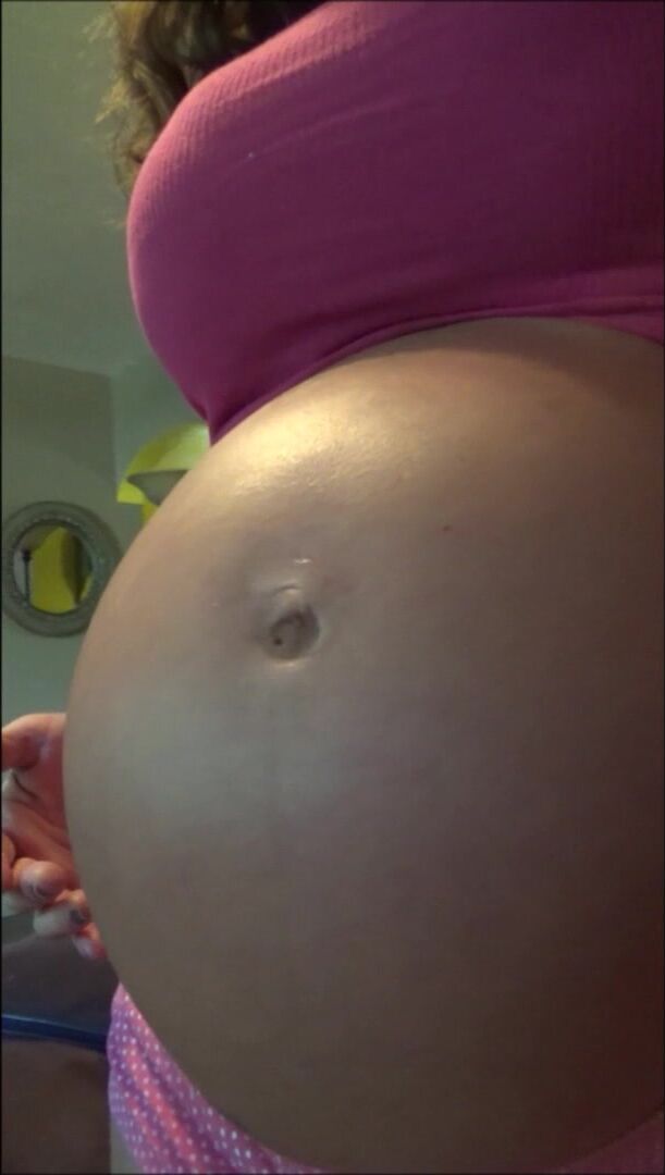 Kat Wilder Pregnant Belly