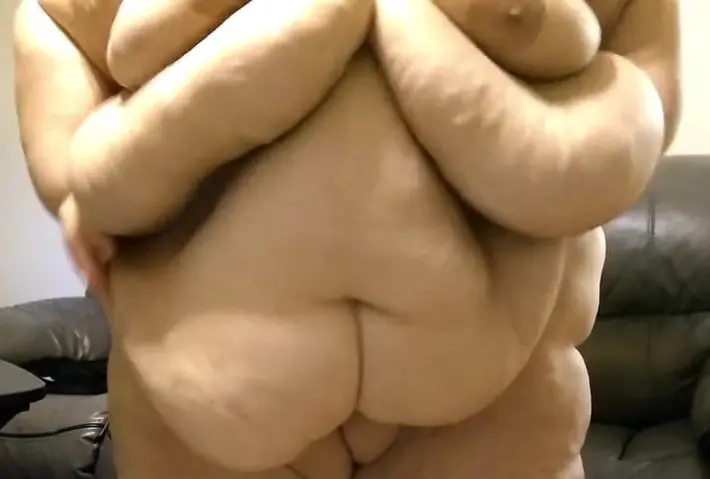 ssbbw goddess of gluttony shaking