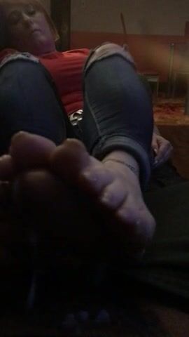 Sexy-wife!Footjob!