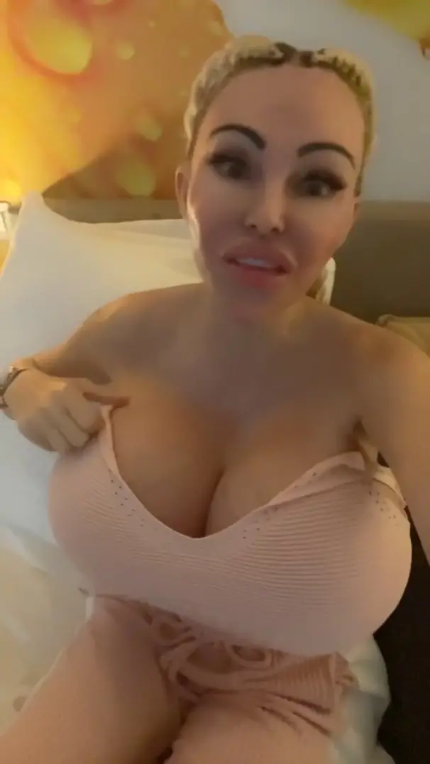 Amanda Lovelie