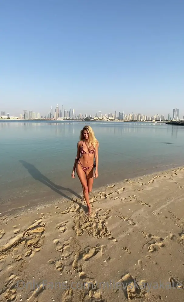 milevskayakate great time on the beach onlyfans porn xxx