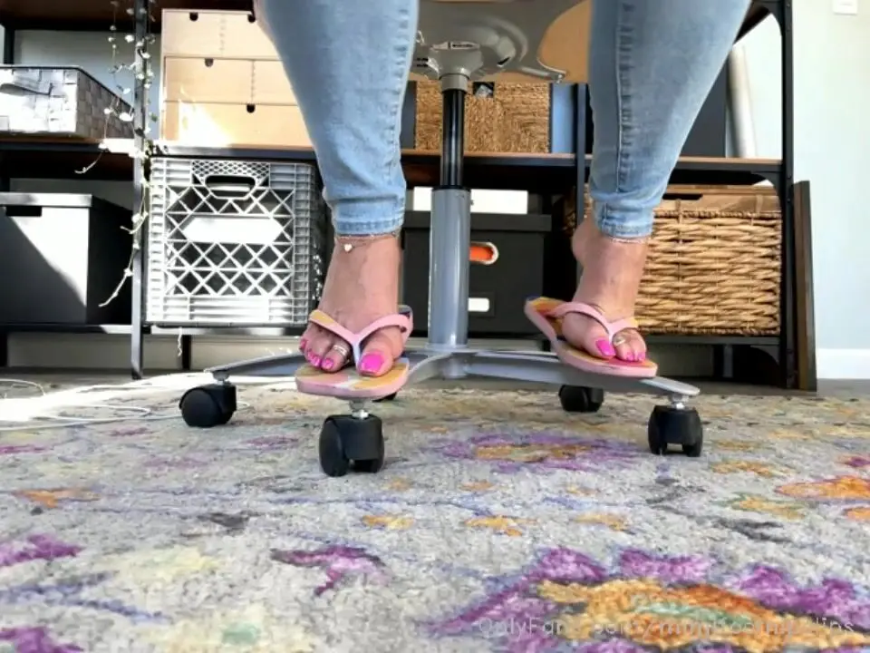 mimifootnipclips webcam show at 08102022 kombucha break w/ mimi onlyfans porn xxx