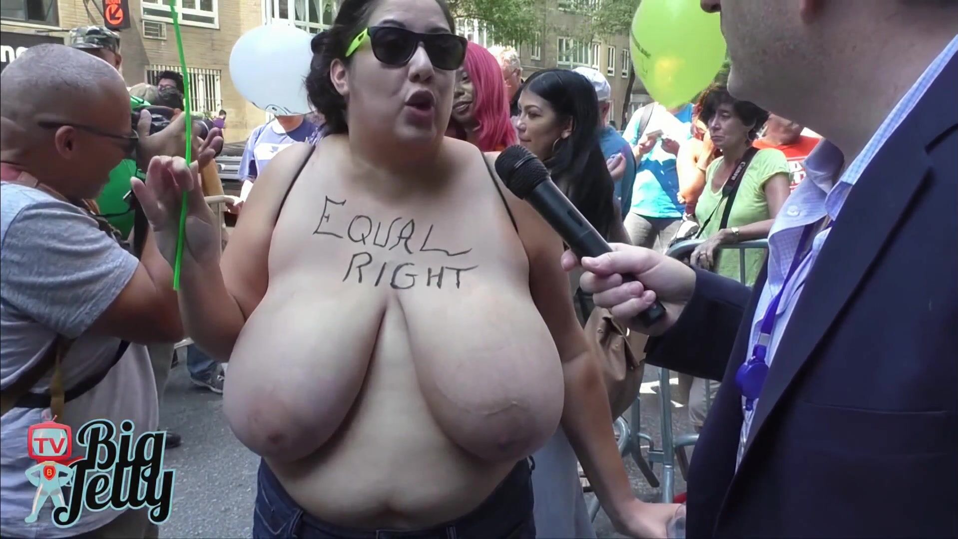 Amy Mizzsu - Massive tits protest
