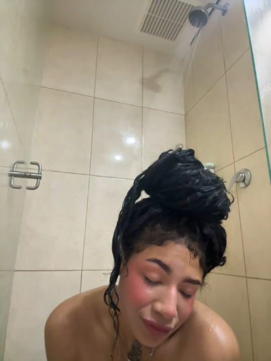 Sasha__liciosa - Huge tits Shower