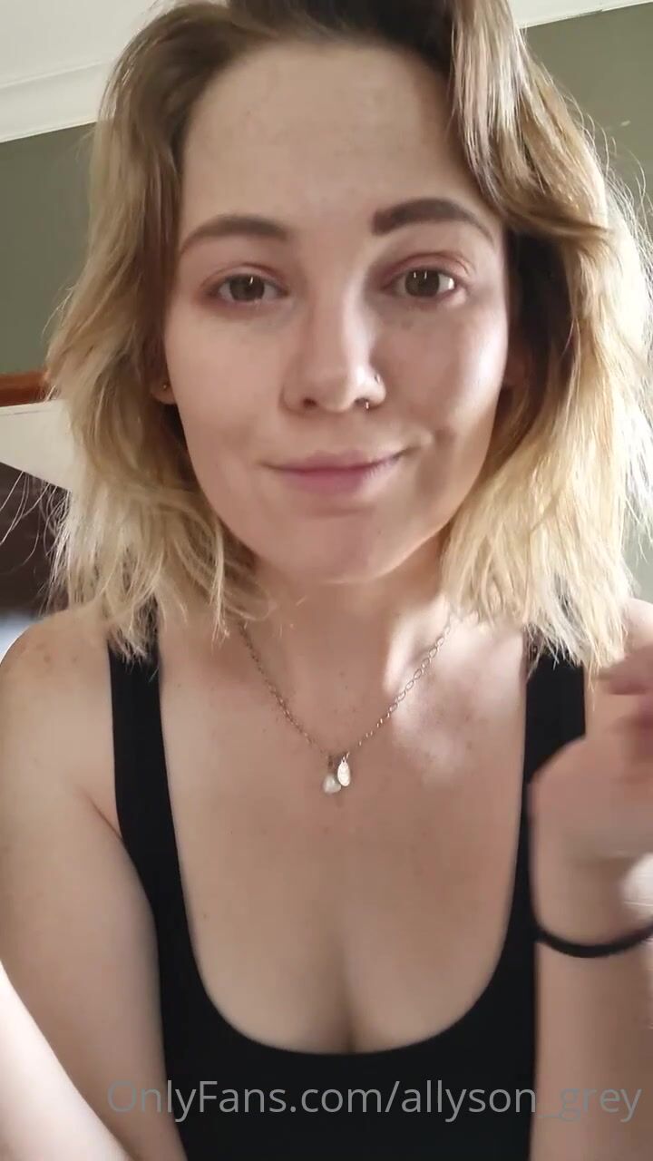 Allyson grey just an excuse to let u guys hear me speak will post tits &