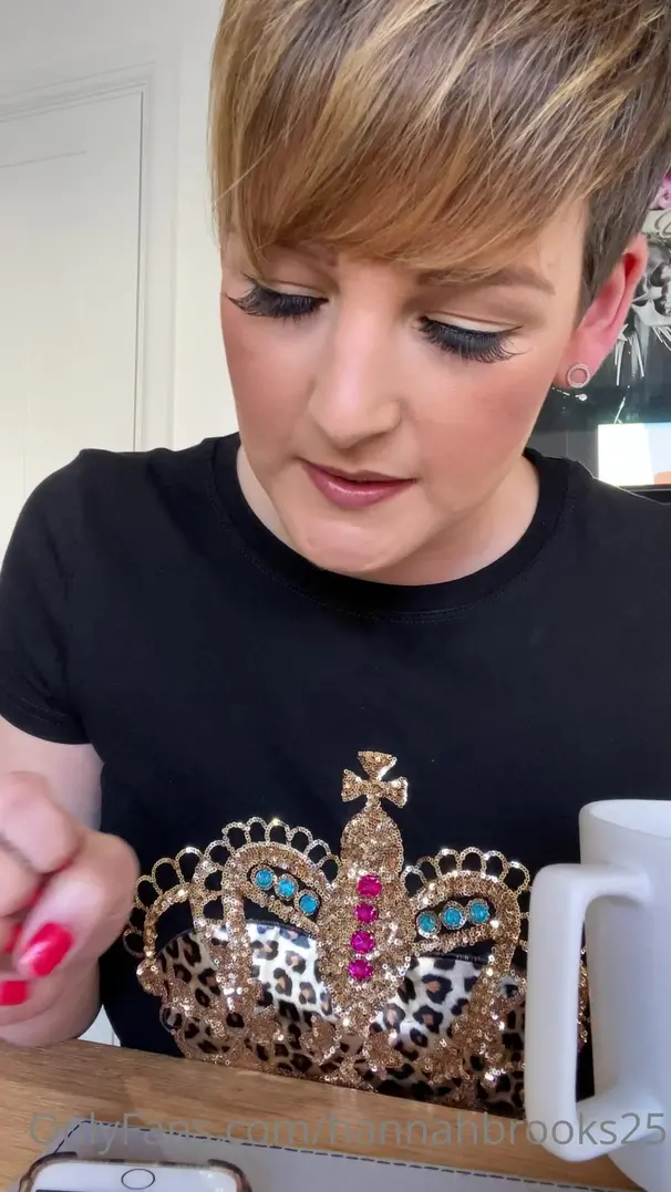 hannahbrooks25 hey guys sunday q a time answering your naughty questions xxx onlyfans porn video