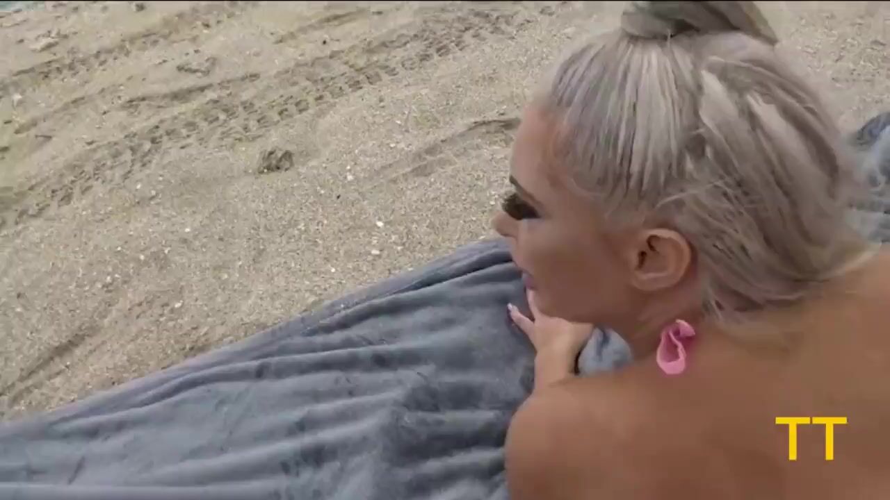 Brandi beach BJ