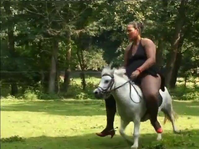 Bbw pony ride