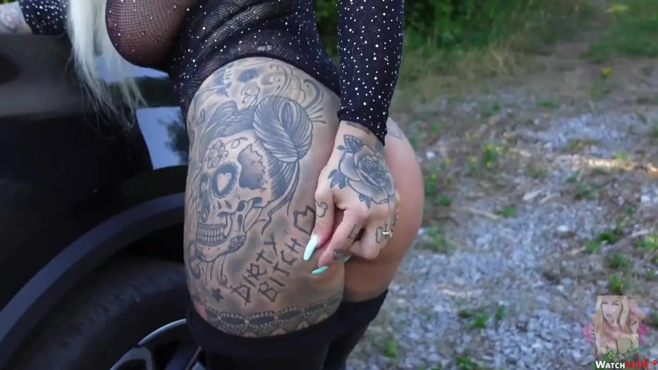 Devil Sophie Leather Leggings Cumshot