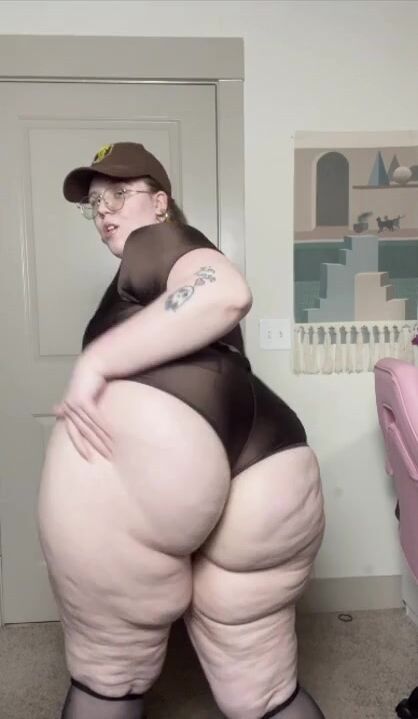 Thick white bbw pawg laneyblue