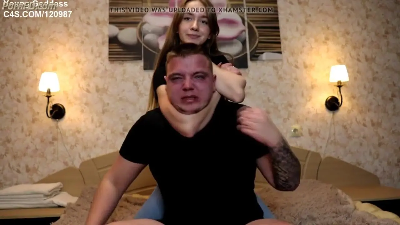 Younggodess headscissor and sleeperhold
