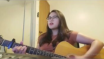 planejaned sorry if i ve neglected you i m just trying to finish this song getting ready t onlyfans xxx porn videos