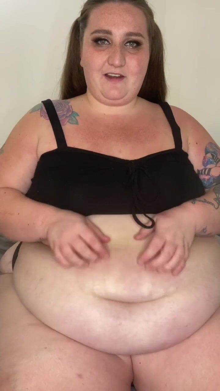 Big Dee is your Fat Secret Girlfriend