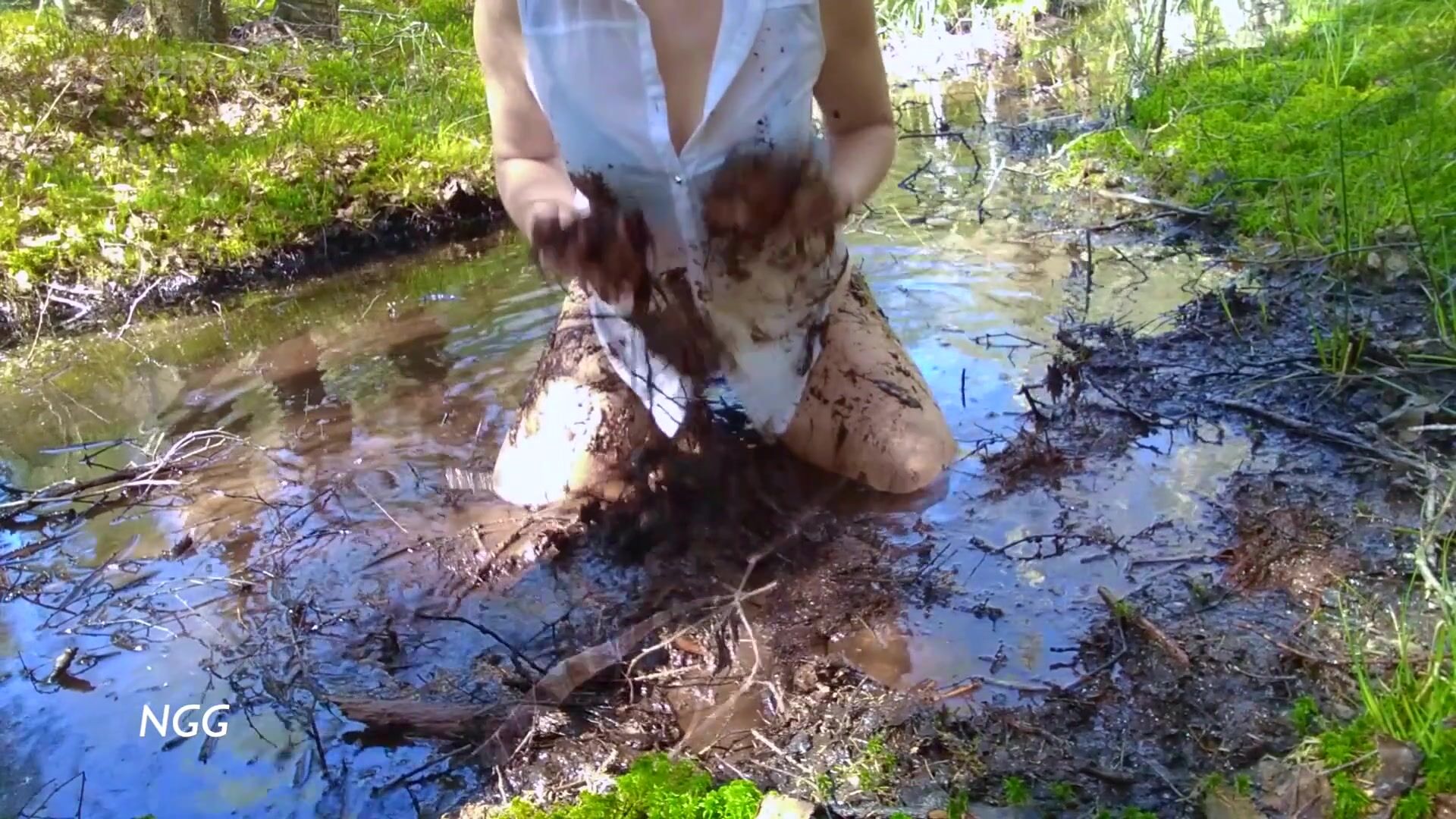 Naughty Garden Girl - muddy the mud