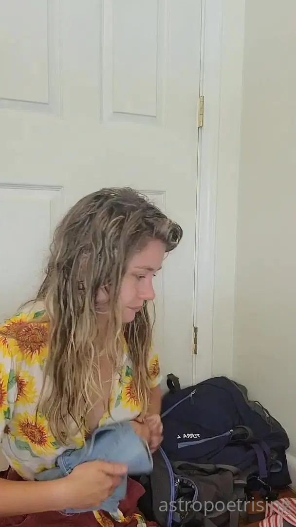 poetrising listen to my travel ramble 3 onlyfans xxx porn videos