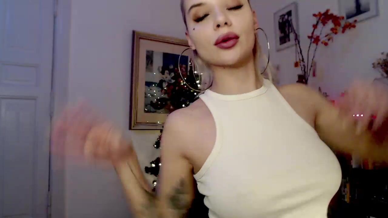 Sweet aliceee cam stream tipmenu song request 25 show feet 40 s onlyfans  xxx porn videos