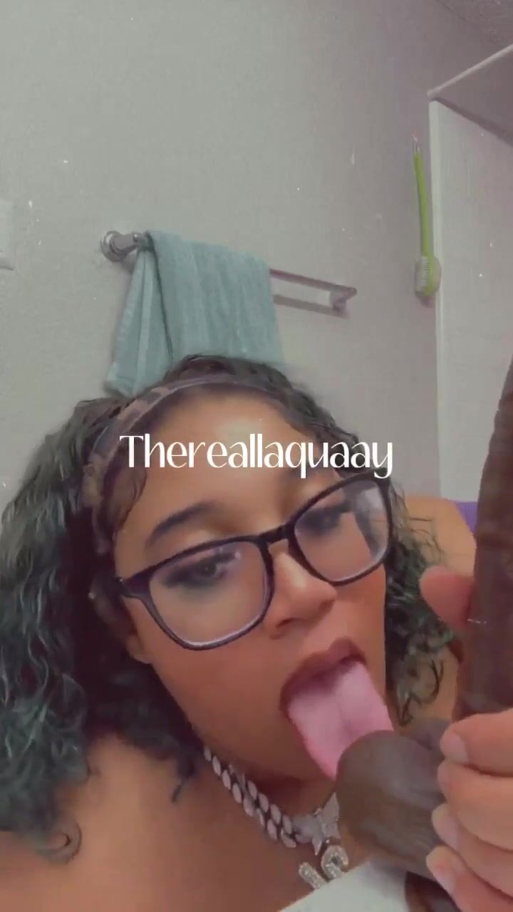 Laaquaay sucking dildo