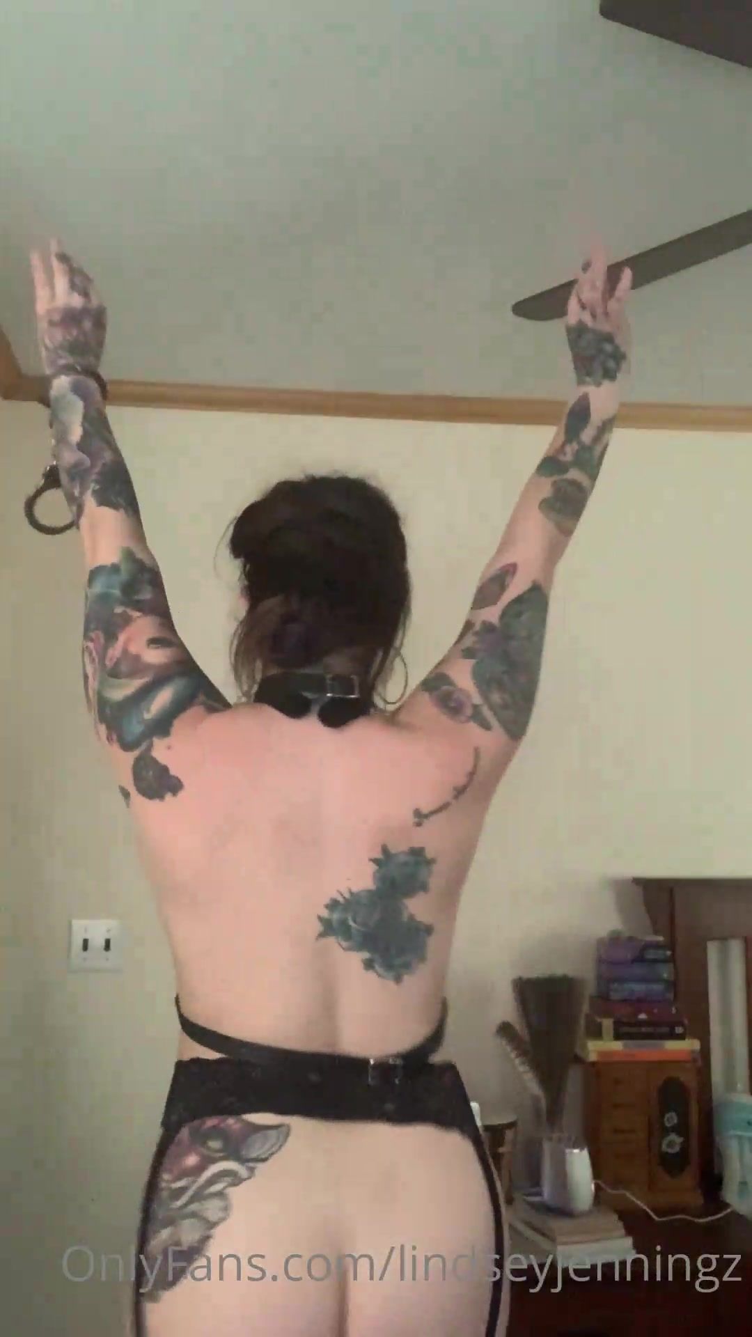 Lindseyjenningz Cuffing season xxx onlyfans porn
